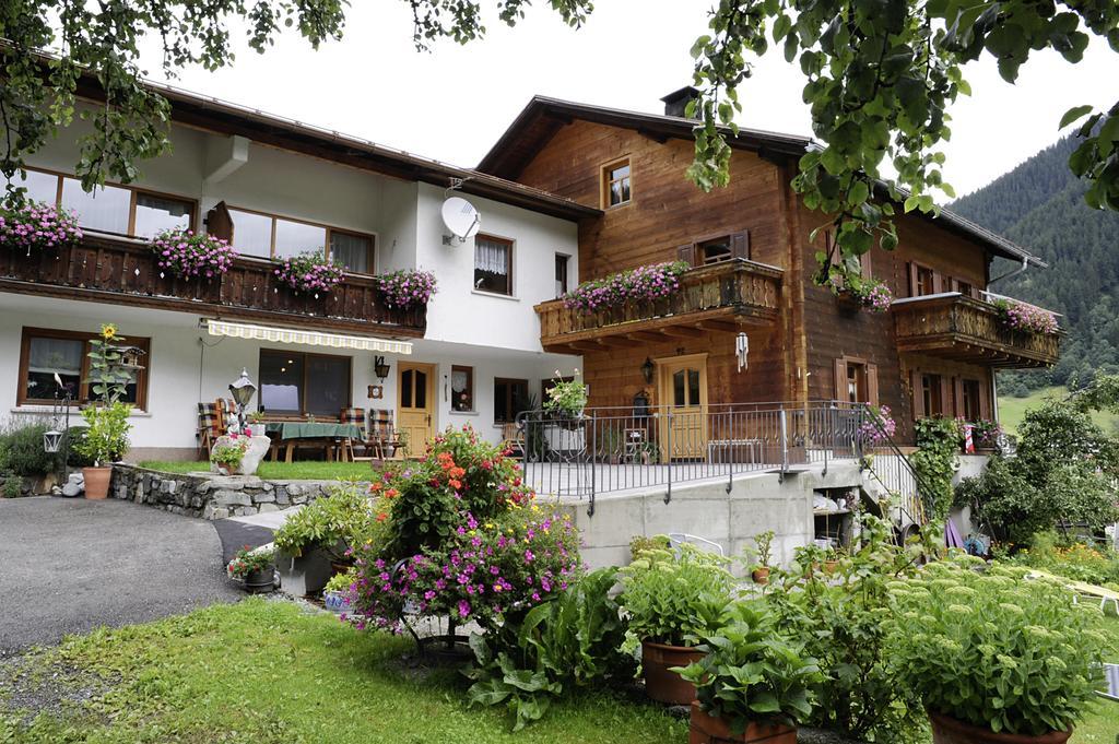 Haus Schoenlechner Gaschurn Exterior foto